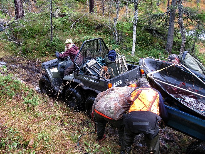 IMG_2997.JPG - Nede ved tømmerveien ved Lauva, ble omlasting til hjuldoning