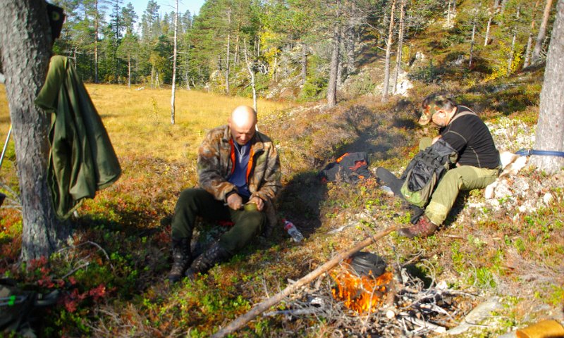 Imgp8873.jpg - Henrik og Frode har kaffekjel på "kjærringa"